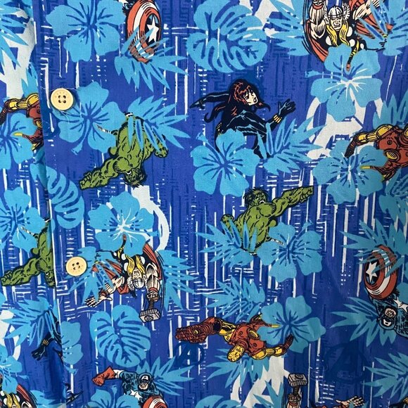 Marvel Avengers Tropical Hawaiian Shirt Blue Men's Large Short-Sleeve Button-Up - Picture 7 of 11